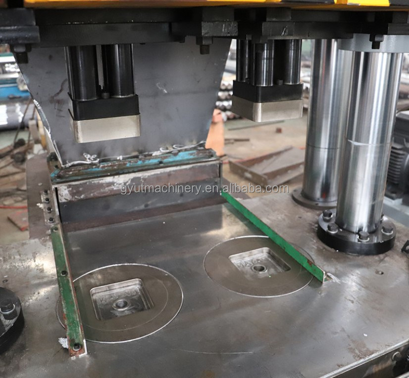 Macchina di stampa idraulica personalizzata per il blocco di laminazione del sale minerale animale 2kg 5kg 10kg