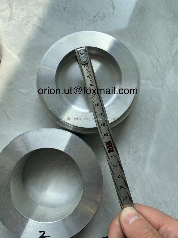 Macchina per lo stampaggio di bombe da bagno di dimensioni ridotte con piegatura in acciaio inossidabile e garanzia di 1 anno