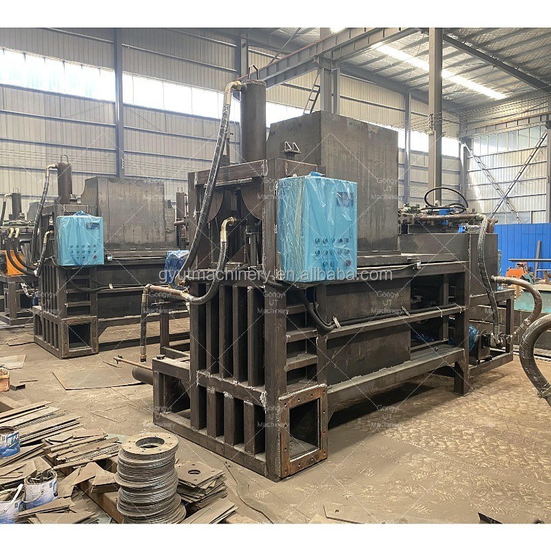 Apparecchiature elettriche per la confezione di palle di alfalfa per la stampa di paglia di fieno con 300*150*300 mm di dimensioni di fascia