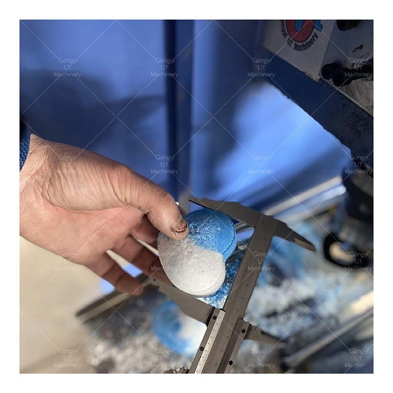 500 kg di peso Full Automatic Bath Bomb Press Machine in Russia 2024 con funzione commestibile