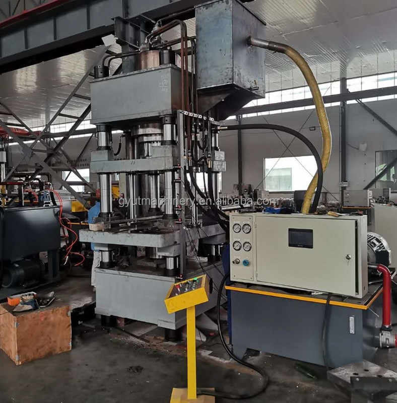 Macchina per la stampa dei blocchi di leccatura per mangimi per animali 5-10 kg Migliore scelta per la produzione di blocchi di sale