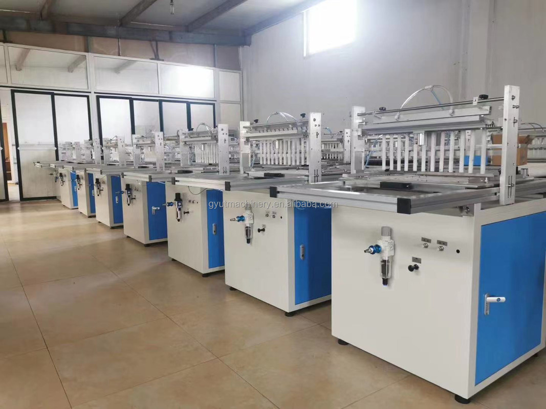 11 file Piantatrice automatica di semi di verdura per melanzane di cipolla e broccoli 600*700*800mm