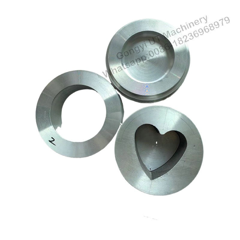 Facile da utilizzare Bomboni da bagno Blocco Press Machine Equipaggiamento con quattro rotelle doppia stampa