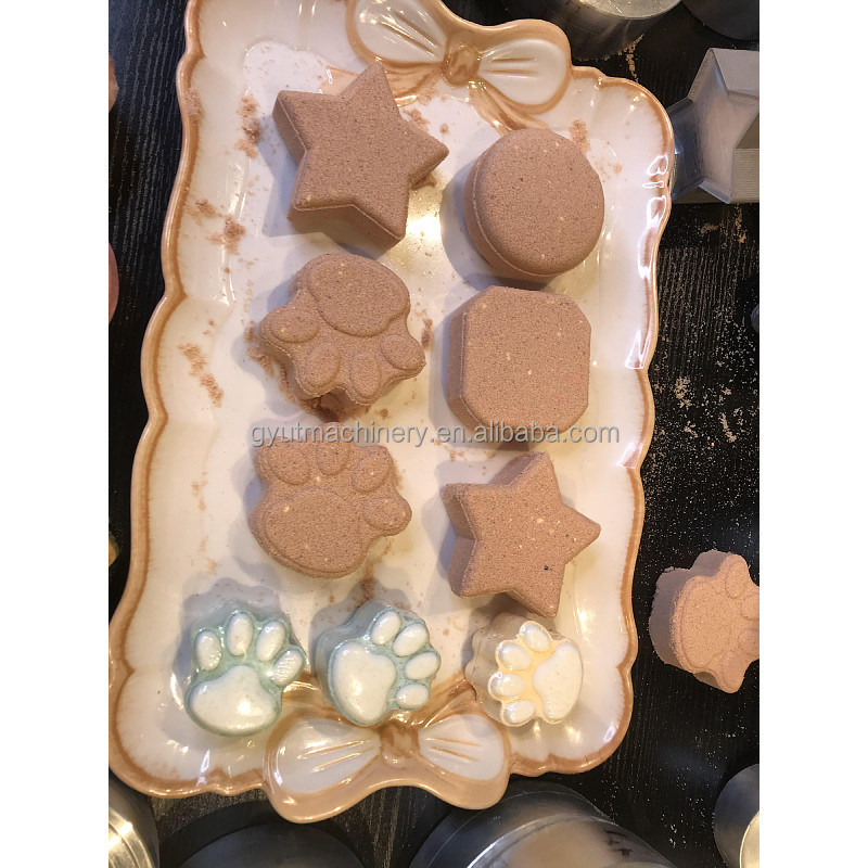 Professionale Shampoo Bar Bubble Bath Bomb Fizzer Press Machine per la produzione di bolle