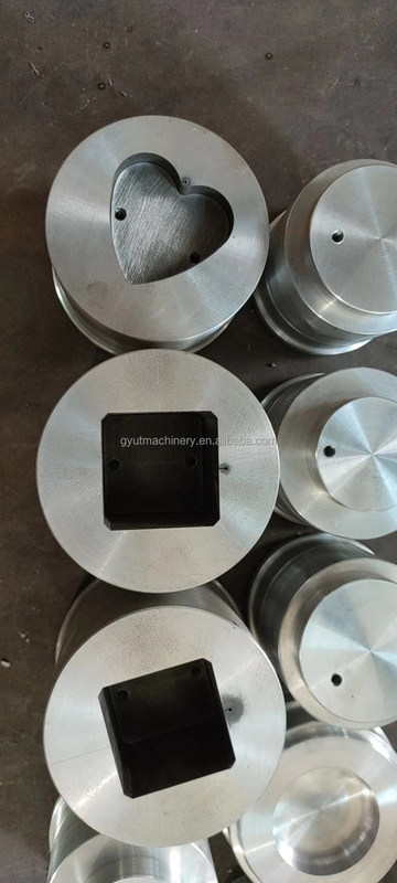 DIY Rosehip Melt Pour Soap Bath Bomb Balls Press Machine Semplice e per i bisogni degli alberghi