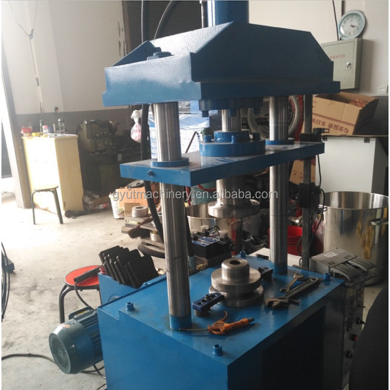 Macchine industriali per la fabbricazione di spazzole di filo in acciaio inossidabile