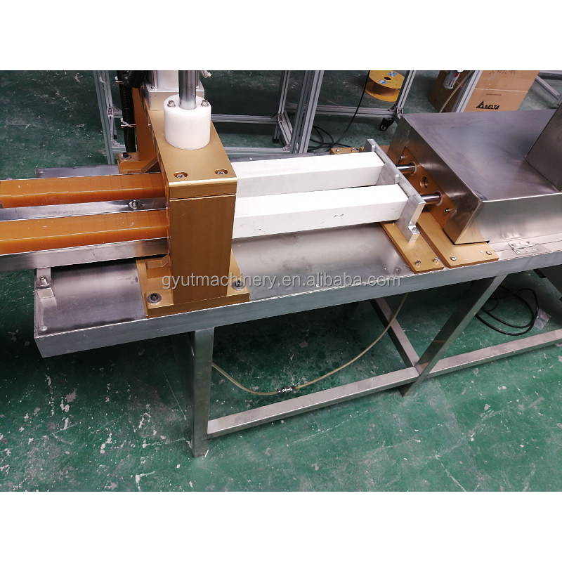 46*88*39cm Semi-automatico tagliatore di sottili barrette di sapone Tagliatore di sapone rotondo quadrato 22kg